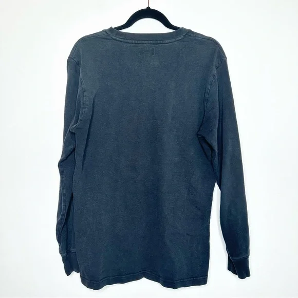 Supreme Men’s Black Logo Pocket Long Sleeve Pocket Tee - Picture 5 of 5